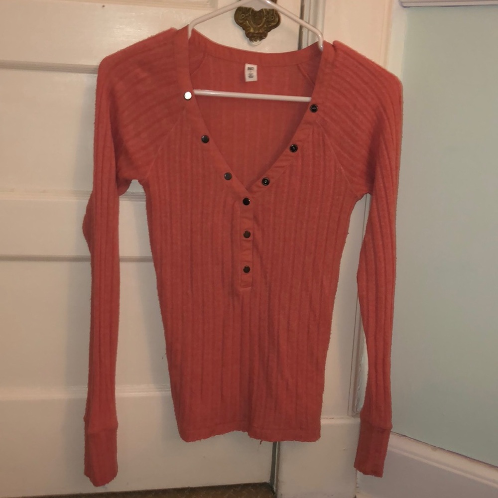 Long Sleeve Buttoned Shirt